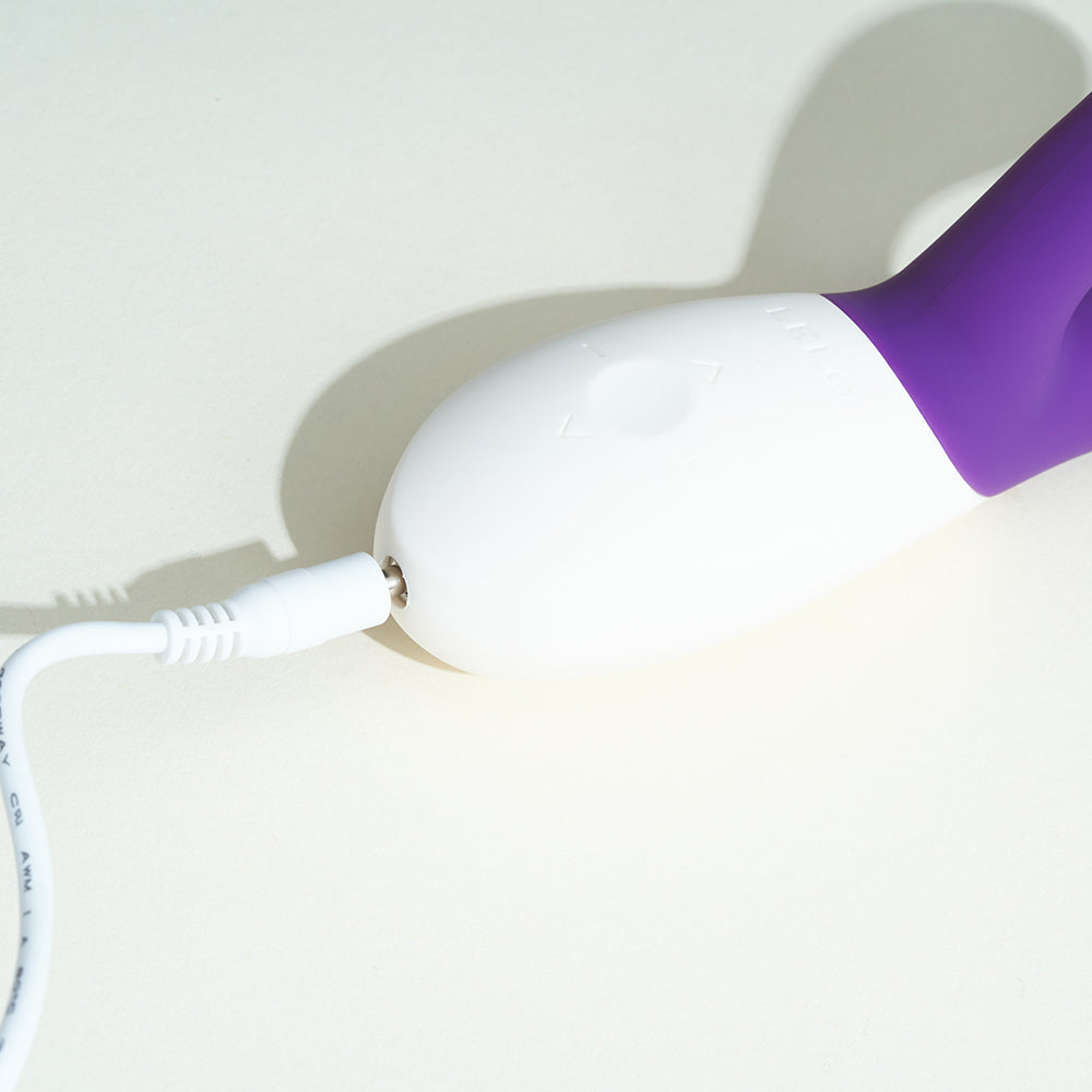 Rabbit Ina Wave 2 de Lelo - Violet