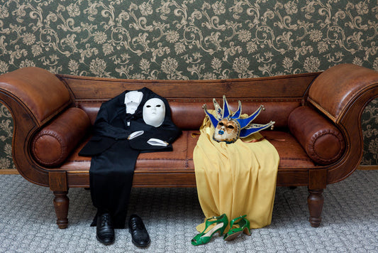 Jeux de rôles coquins : 5 scénarios originaux pour surprendre votre partenaire