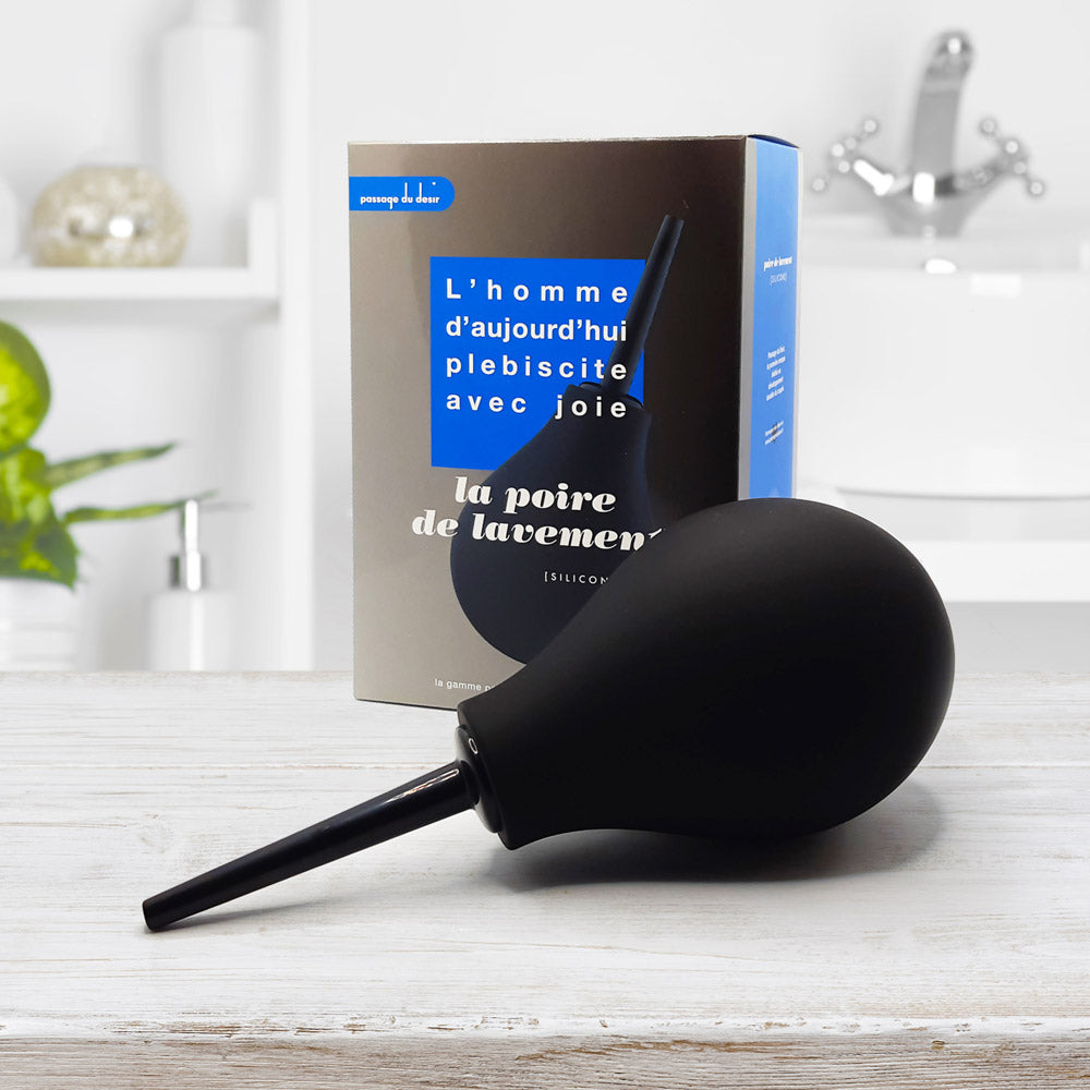 Poire à lavement l’Homme d’Aujourd’hui